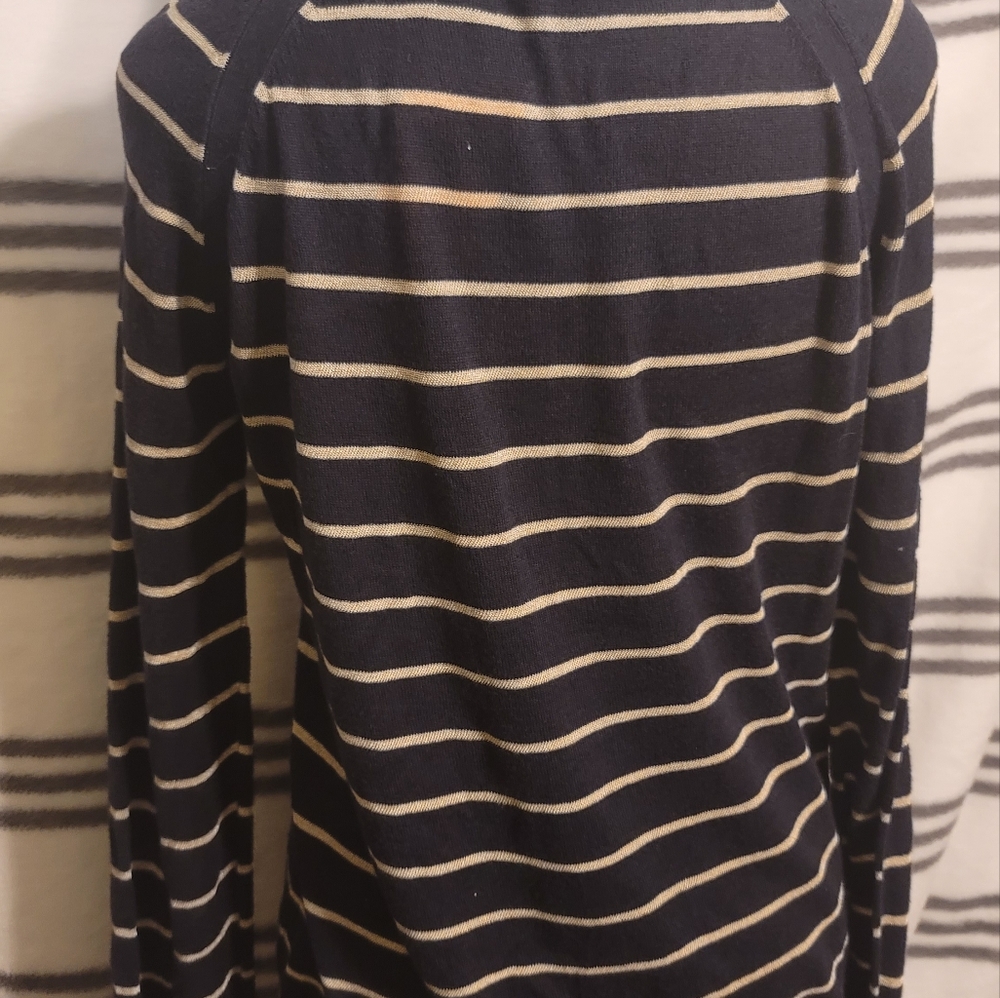 Banana Republic navy blue and gold cardigan, front buttons - Picture 3 of 4